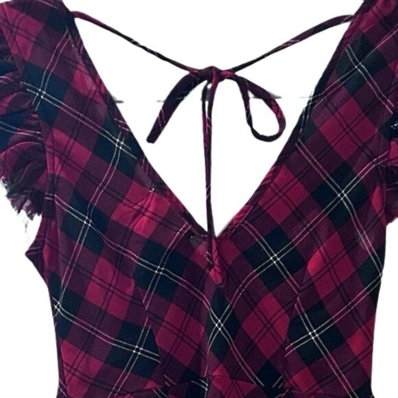 LAUREN RALPH LAUREN plaid top ($75 RETAIL) - Picture 3 of 5